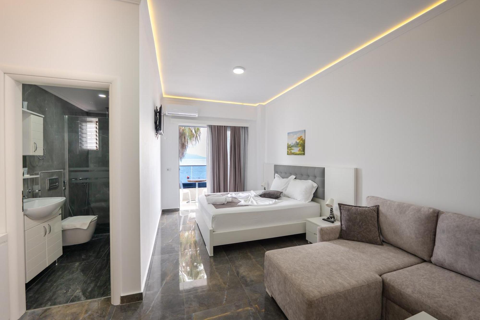 Era 3* Sarandë